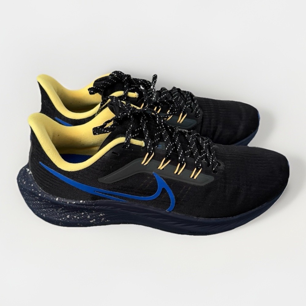Nike Air Zoom Pegasus 39 Mens US 8 Black Hyper Royal Yellow Running Shoes